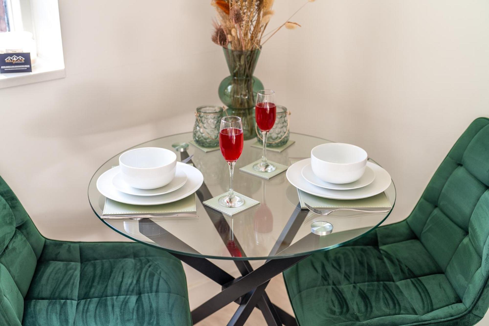 Luxury 1 Bedroom Serviced Apartment With Roof Terrace & Gym 斯蒂夫尼奇 外观 照片