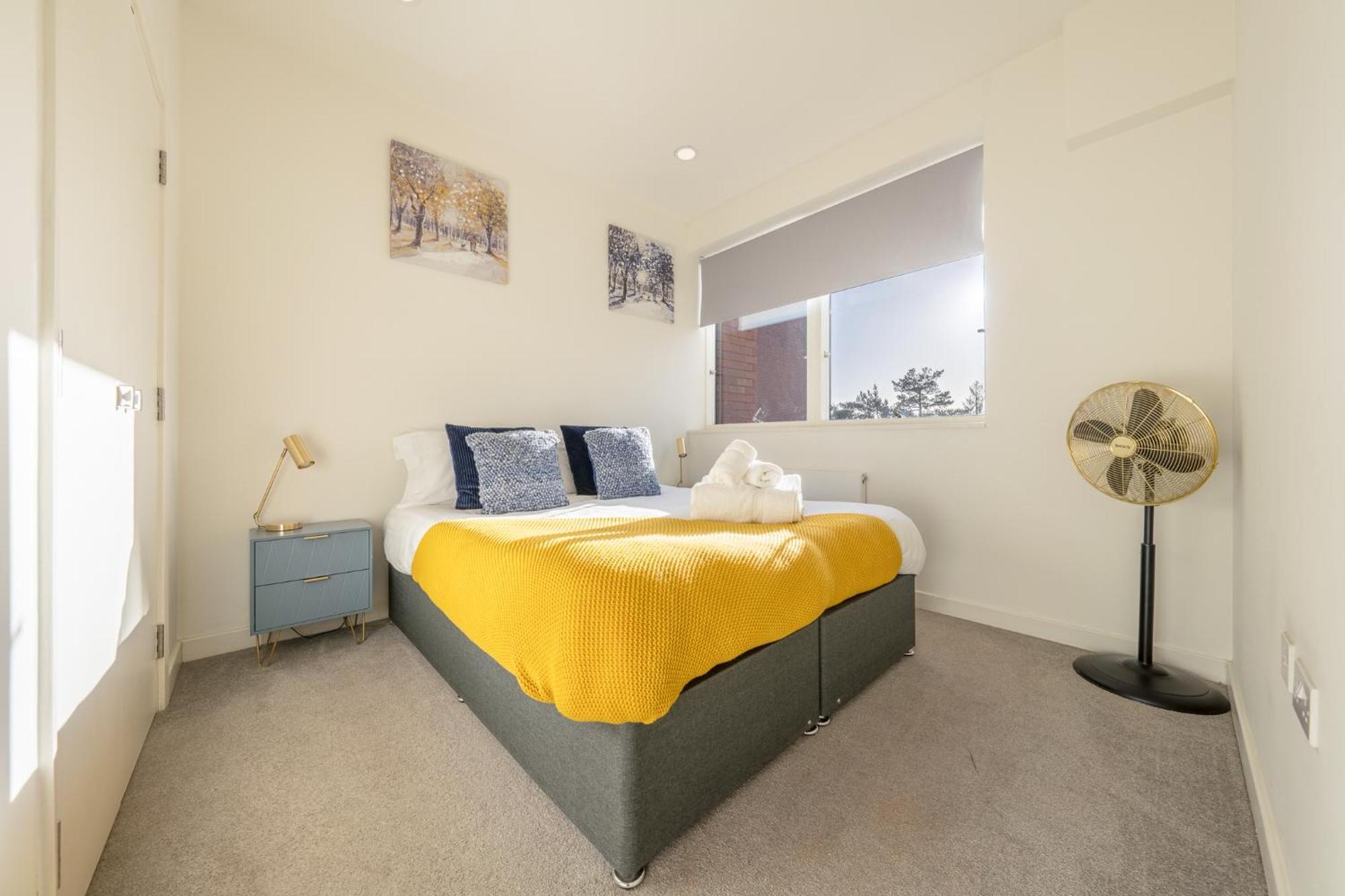 Luxury 1 Bedroom Serviced Apartment With Roof Terrace & Gym 斯蒂夫尼奇 外观 照片
