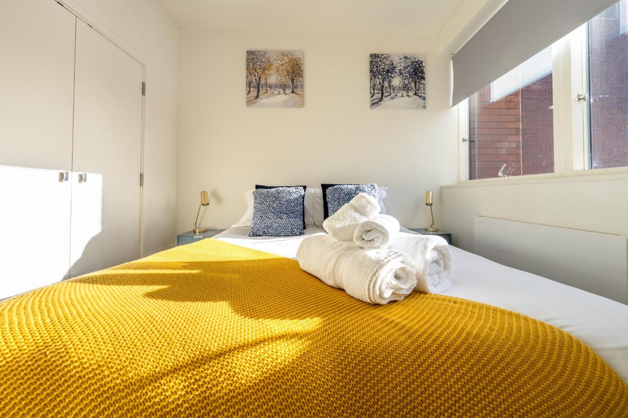Luxury 1 Bedroom Serviced Apartment With Roof Terrace & Gym 斯蒂夫尼奇 外观 照片